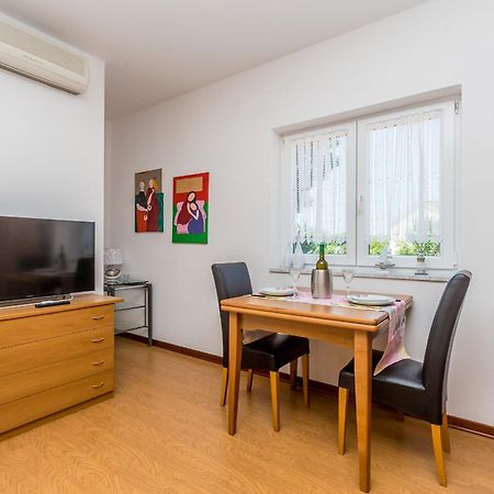 מאלינסקה Guest House Antonella מראה חיצוני תמונה