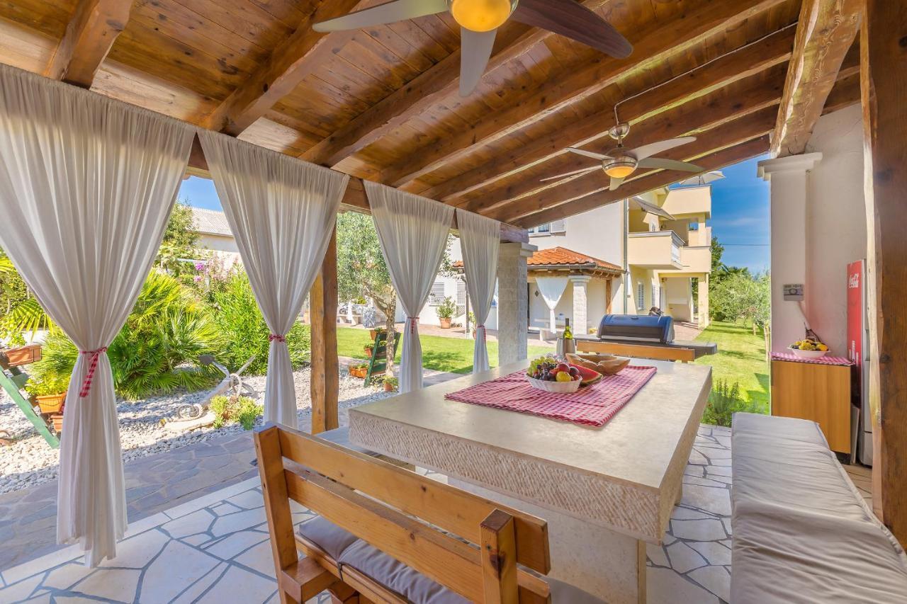 מאלינסקה Guest House Antonella מראה חיצוני תמונה