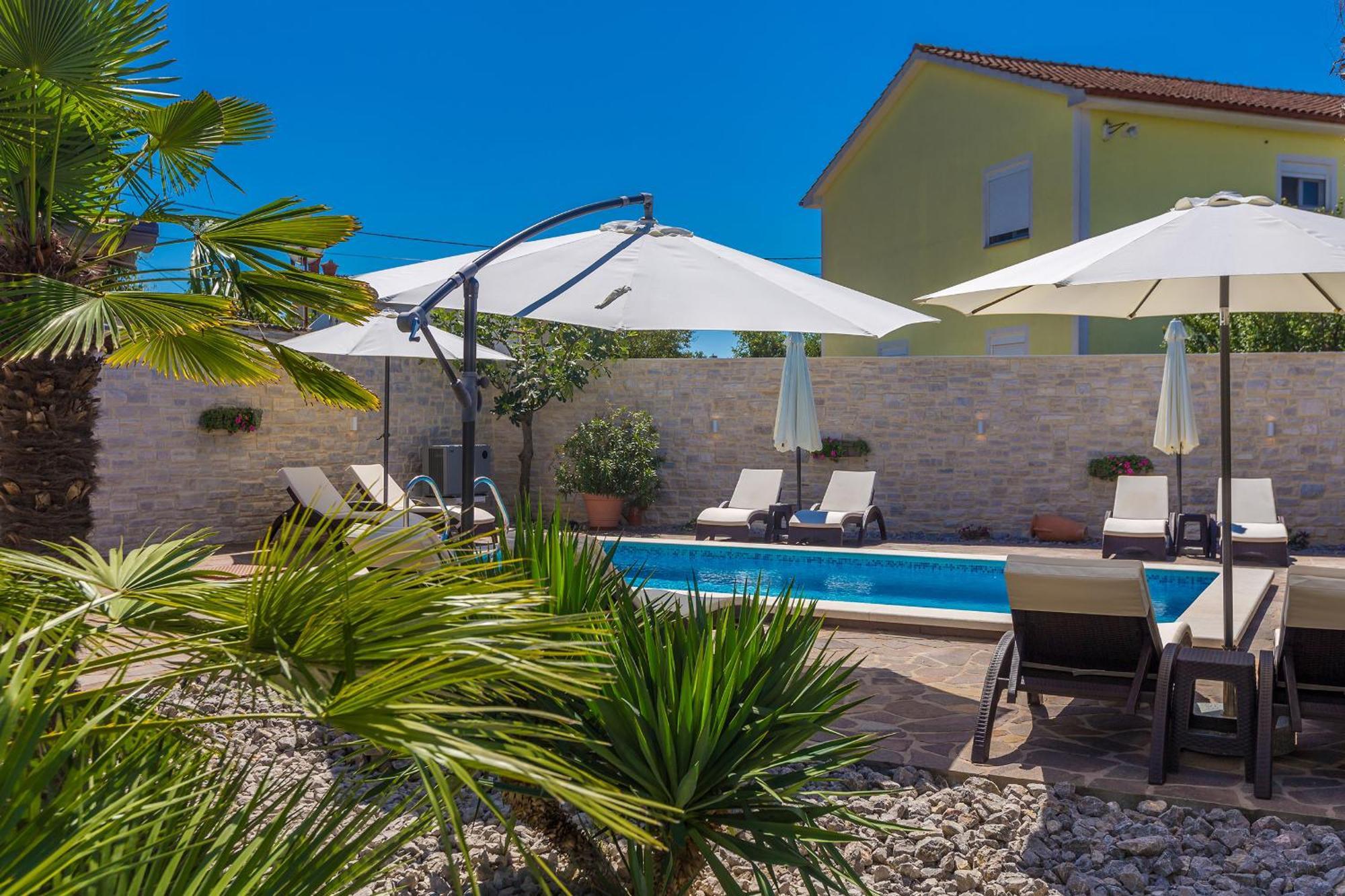 מאלינסקה Guest House Antonella מראה חיצוני תמונה