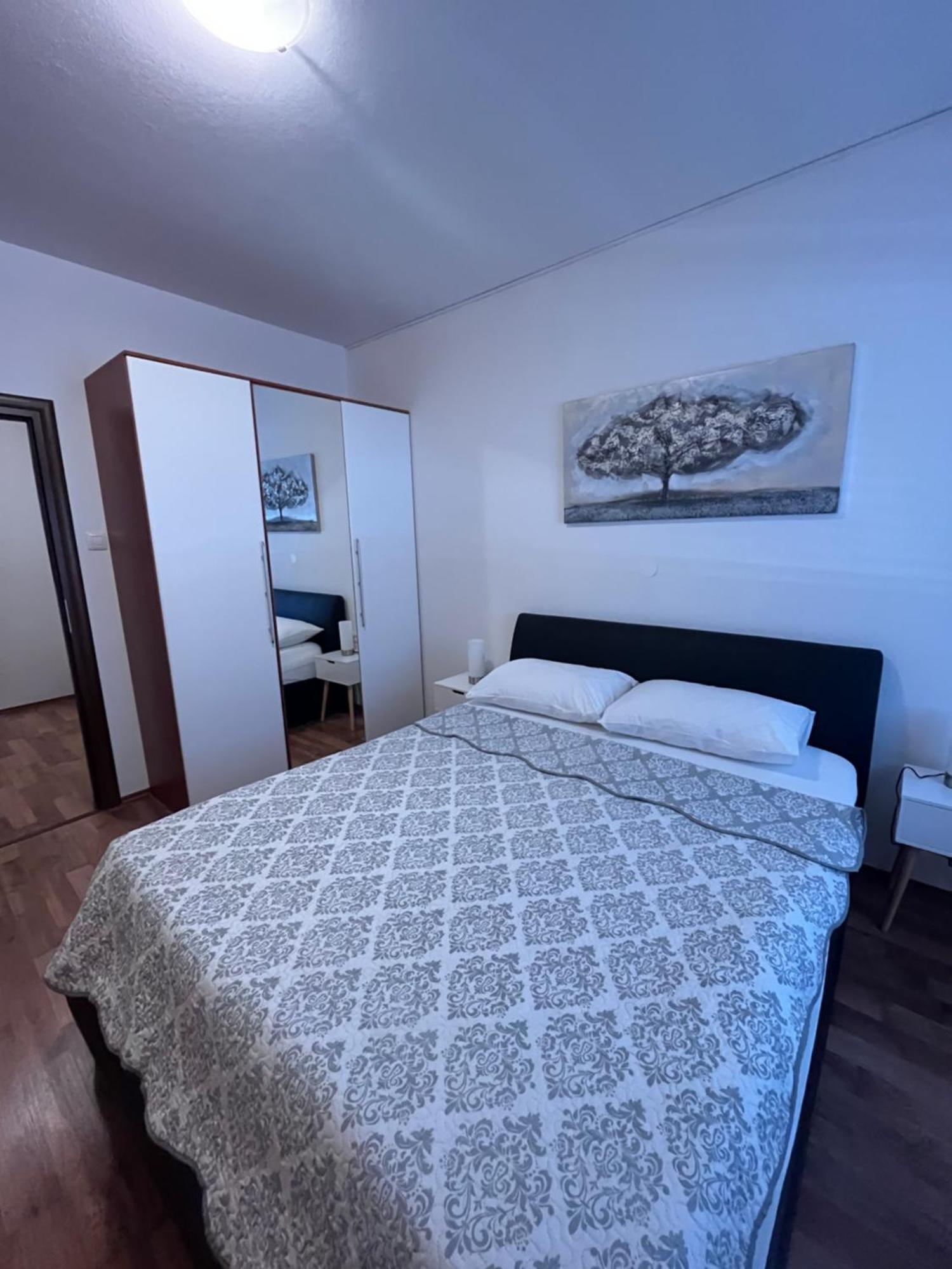 מאלינסקה Guest House Antonella מראה חיצוני תמונה