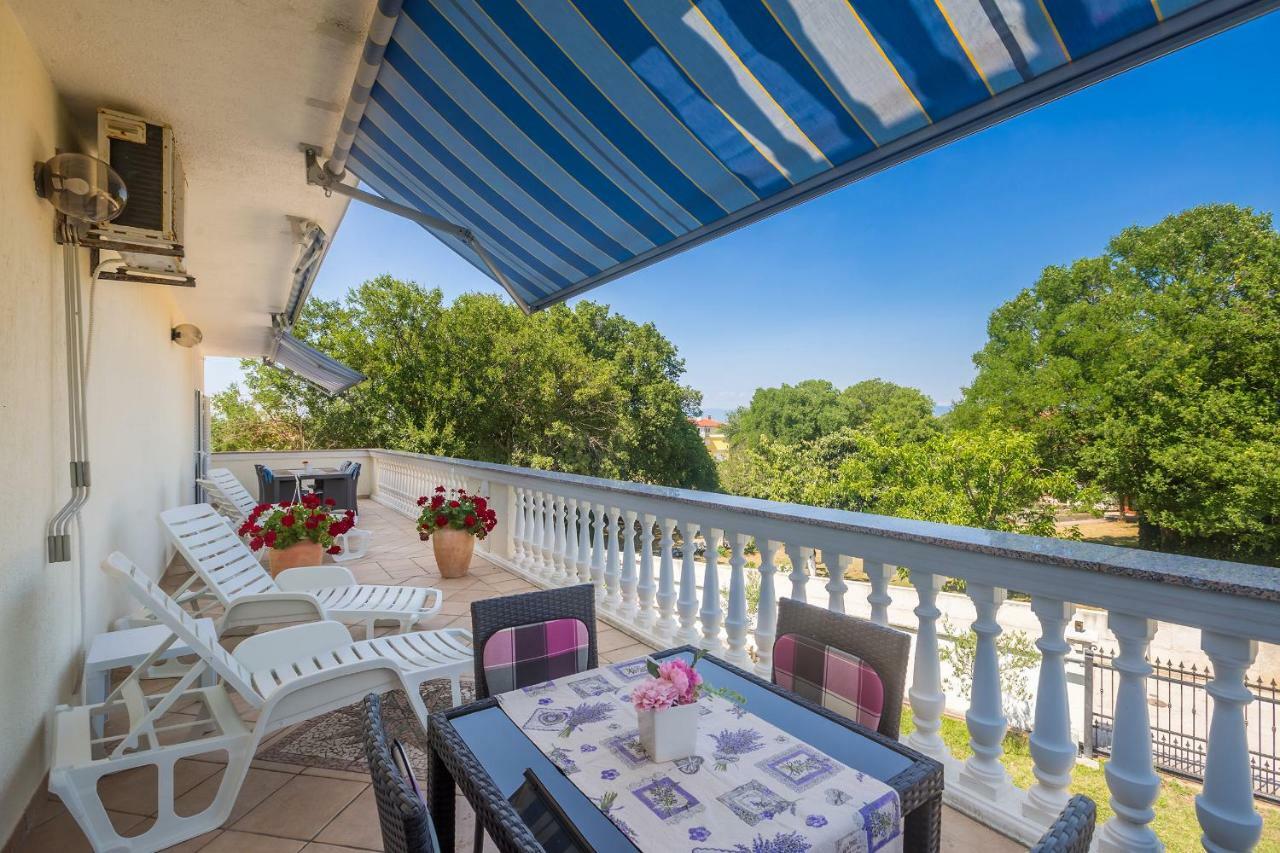 מאלינסקה Guest House Antonella מראה חיצוני תמונה